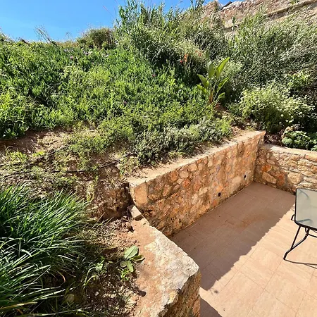 Amy's Little Gem Дом отдыха *