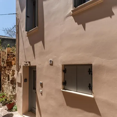 Дом отдыха Amy's Little Gem Ханья